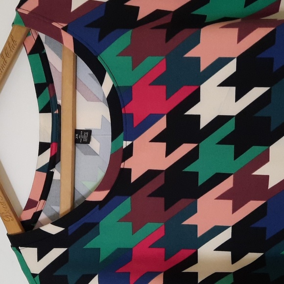 NWT INVESTMENTS WOMAN BLACK AND MULTICOLOR HOUNDSTOOTH BLOUSE SZ 3X - Picture 2 of 15